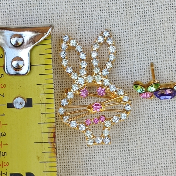 🐰 Vintage prong set rhinestone bunny brooch - Picture 5 of 6
